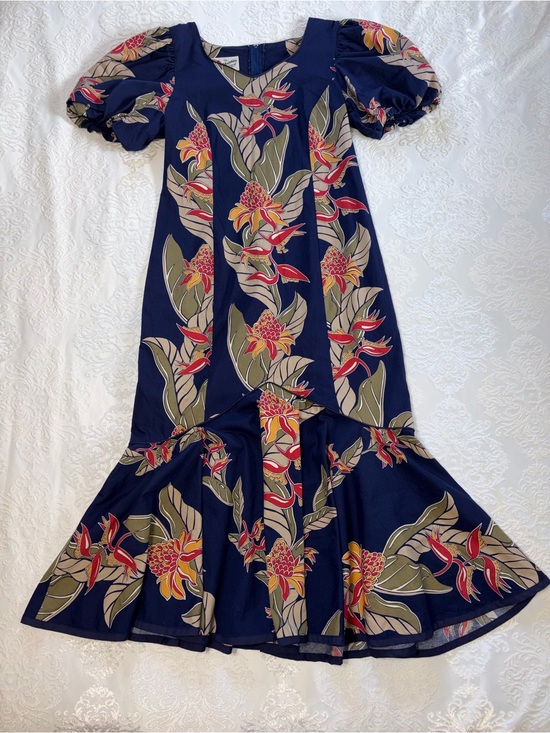 Hilo Hattie Dresses & Skirts - VTG Hilo Hattie Hawaiian Midi Dress Puff Sleeve Mermaid Flounce Hem Size 6/Small